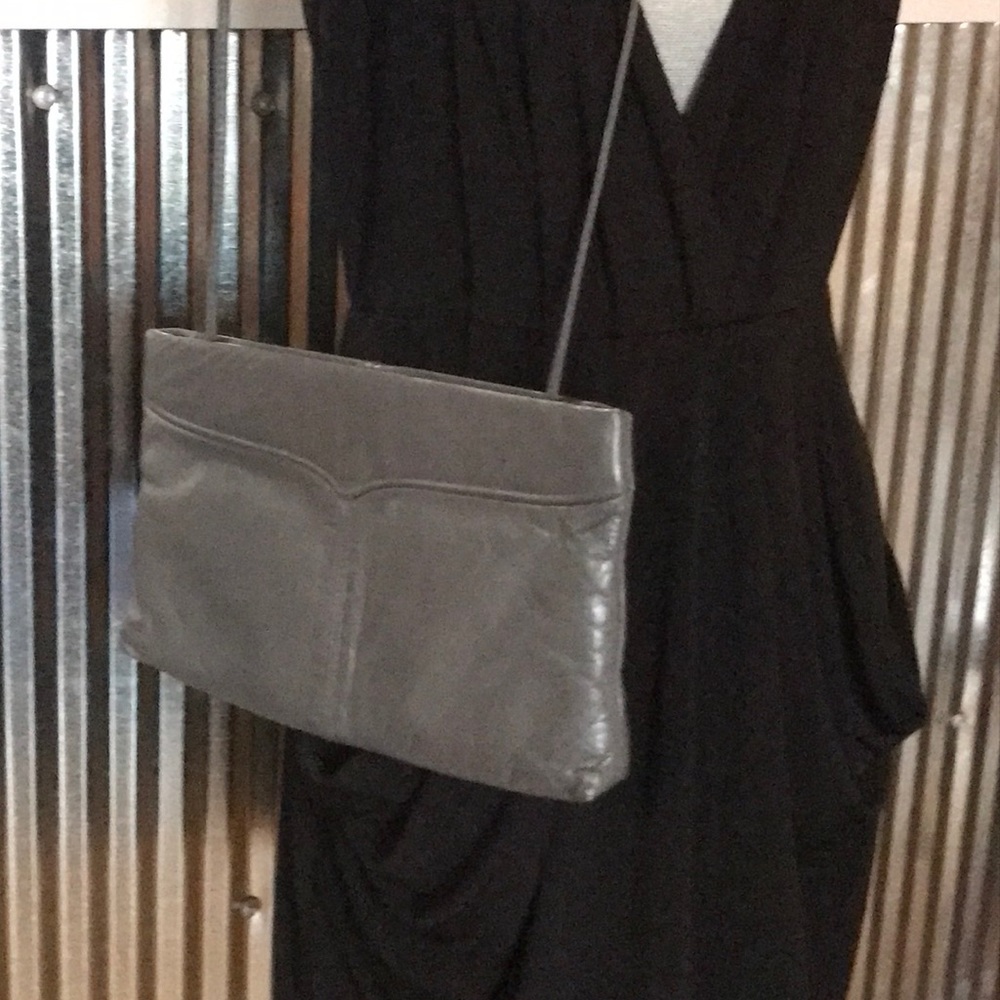Totally awesome 80’s pull apart gray clutch purse